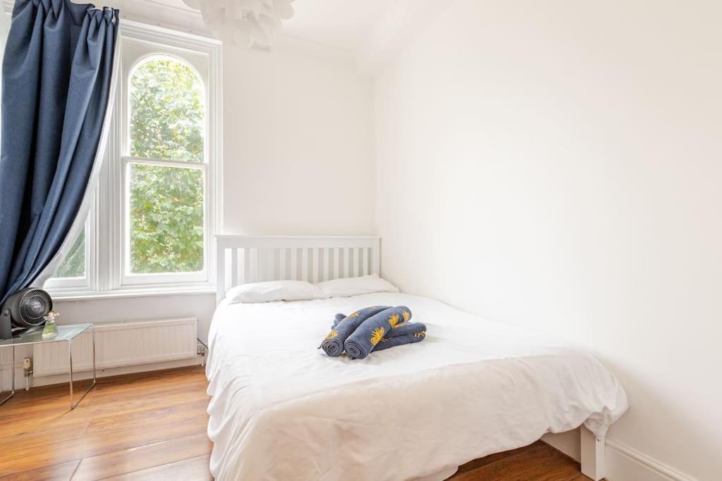 2 Bedroom Flat In St Johns Wood Лондон Екстер'єр фото
