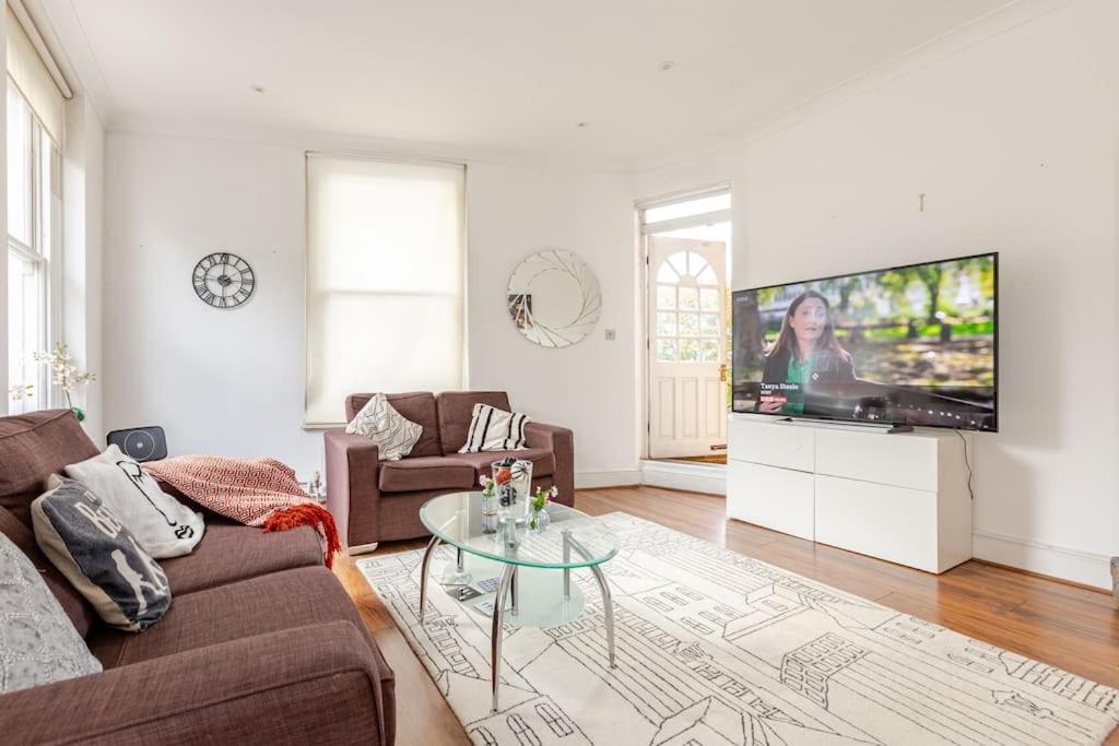 2 Bedroom Flat In St Johns Wood Лондон Екстер'єр фото
