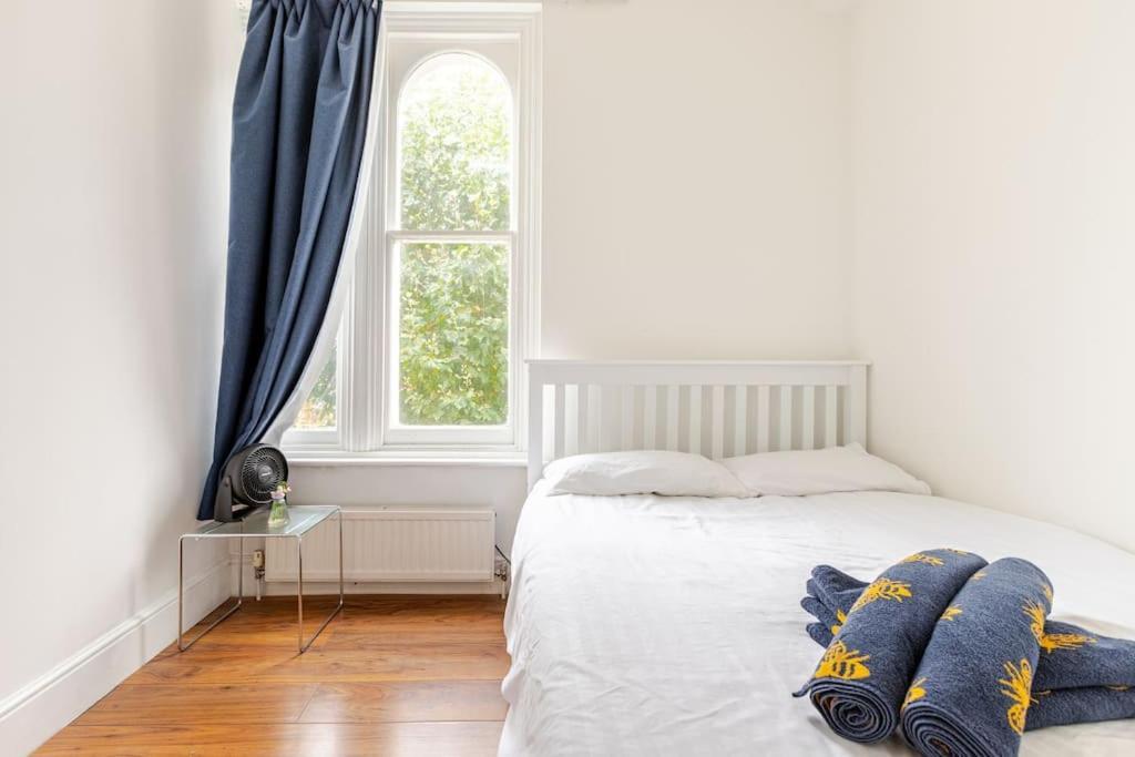 2 Bedroom Flat In St Johns Wood Лондон Екстер'єр фото